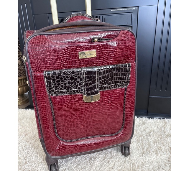 Samantha Brown Handbags - Samantha Brown Red Croc Embossed Carry On Luggage Spinner Wheels Travel Bag